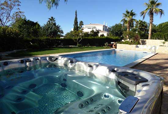 display larger image