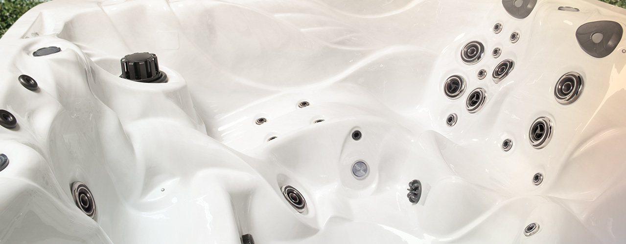 Jets in seats of European Series hot tub